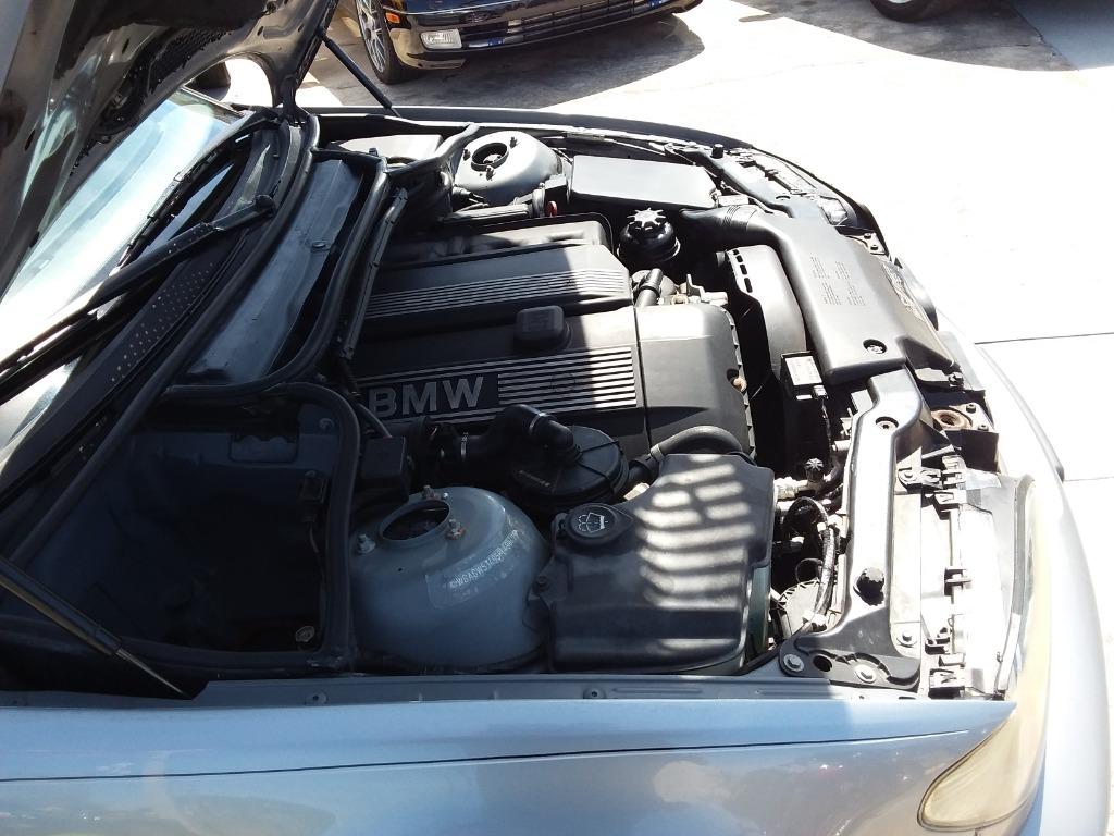 2005 BMW 3 Series 330 - Photo 40