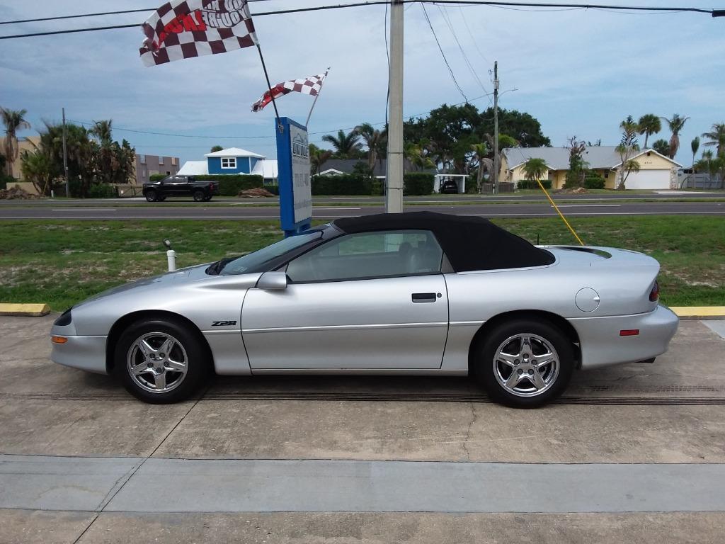 1997 Chevrolet Camaro Z28 - Photo 8