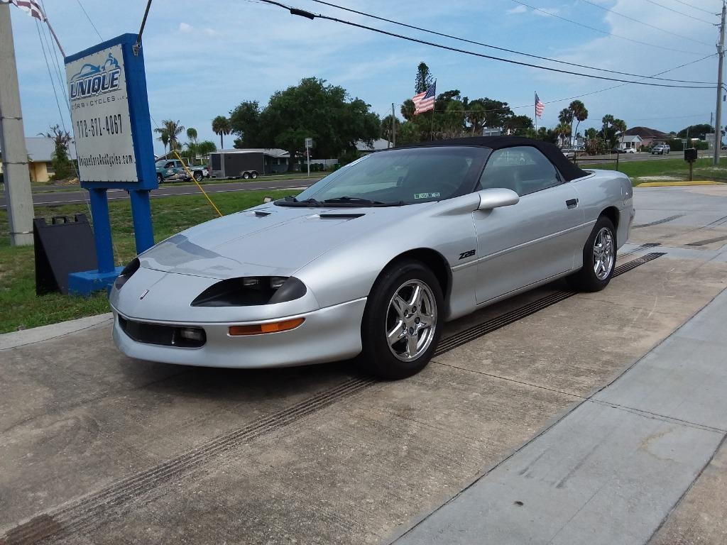 1997 Chevrolet Camaro Z28 - Photo 9