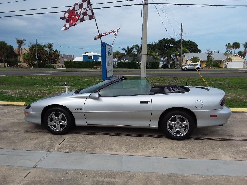 1997 Chevrolet Camaro Z28 - Photo 11